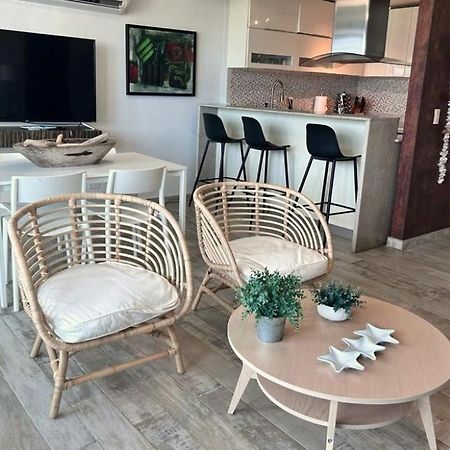 Kasa Brisa Marina Ocean View Balcony Beachfront ซานฮวน ภายนอก รูปภาพ