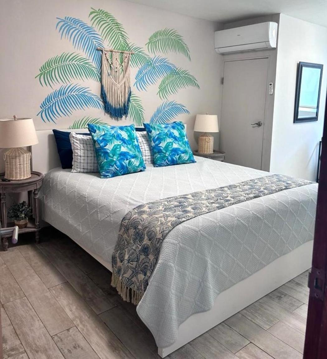Kasa Brisa Marina Ocean View Balcony Beachfront ซานฮวน ภายนอก รูปภาพ
